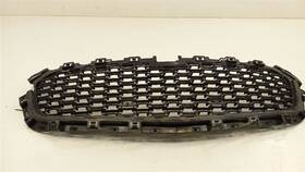 104-02501 Chevrolet Grille Grill Vin 1 4th Digit Limited Center Fits 14-16 Malibu