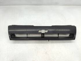 104-58244 Chevrolet 1987 Spectrum Front Grille Bumper Not Included Zbr1c