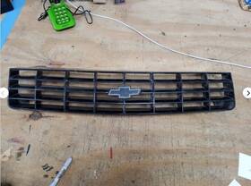 14083169-d Chevrolet 1987-1996 Chevy Baretta Front Grille Grill Oem Black