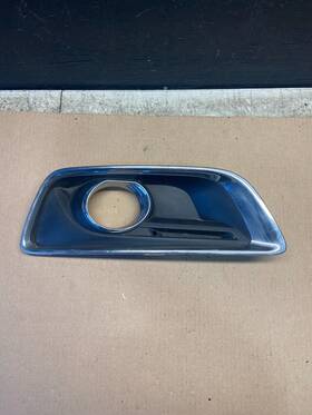 20768890 Chevrolet 2013-2016 Malibu Right Passenger Fog Light Cover Oem E1752 Dg1