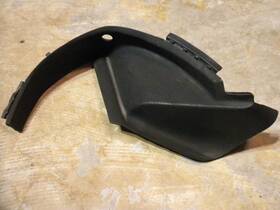 20897363 Chevrolet 11-17 Equinox Lh - Drivers Side Grille Cowl Rubber Air Inlet