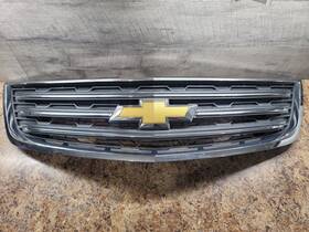 20983965 Chevrolet 13-17 Traverse Front Grille Assembly Cover Insert Molding Chrome Oem
