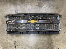 22796385 Chevrolet 2015-2019 Silverado 2500hd Ltz Front Chrome Grille Gm Oem