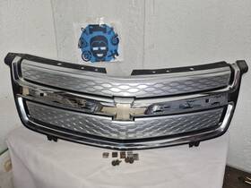 351047 Chevrolet G2040 2011 2012 2013 2014 2015 Volt Front Upper Grille Assembly With Emblem