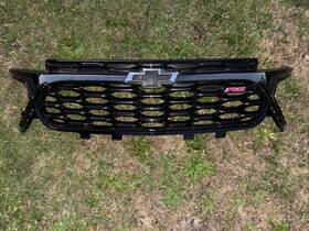 42887633 Chevrolet 2024 Trax Rs Front Grill Grille Oem