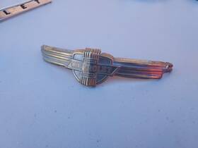 595376 Chevrolet 1930s Pickup Suburban Sedan Master Deluxe Coupe Brass Grill Emblem