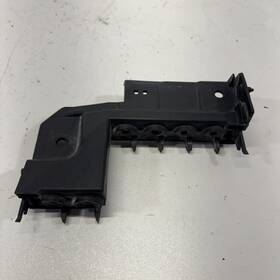 811406149 Chevrolet 2019-2023 Chevy Blazer 3.6l Left Radiator Air Shutter Grill Support Bracket Oem