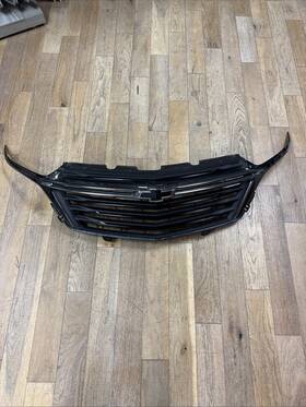 84421473 Chevrolet 2022-2023 Equinox Grille Assembly Oem Center Grill