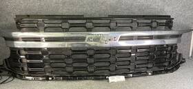 84634392 Chevrolet 2021-2024 Suburban Tahoe Front Bumper Upper Grille Trim