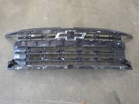 85568017 Chevrolet Silverado 1500 Rst Pickup 2022 Front Center Grille Without Surround View