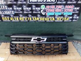 86786368 Chevrolet 2022-2025 Silverado 1500 Zr2 Main Grill With Camera Oem Good