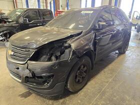 Chevrolet 99558 Used Right Lower Grille Fits 2016 Traverse Ls