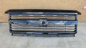 Gm1200839 Chevrolet 2015-2019 Silverado 2500 And 3500 Front Grille Color Black Oem
