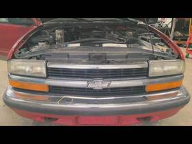 104-01621a Chevrolet Truck Grille Bowtie Emblem Slotted Fits 98-99 Blazer S10/jimmy S15 685954