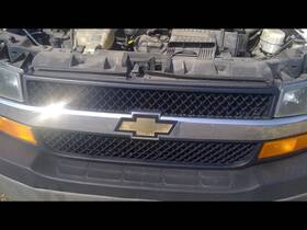 104-01778 Chevrolet Truck Grille Chrome Opt V22 Fits 03-23 Express 2500 Van 606309