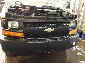 104-01809 Chevrolet Truck Grille Sealed Beam Headlamps Fits 03-17 Express 2500 Van