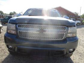 104-02049 Chevrolet Truck Grille Chrome Lower Fits 08-14 Suburban 1500 1597214