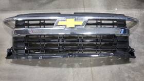 104-12485br Chevrolet Truck Grille 2025 Silvrdo15