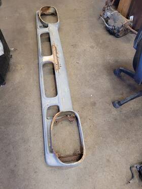 104.gm8962 Chevrolet Truck 1962 Grille