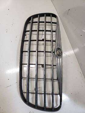 04805892ab Chrysler Grille Fits 04-06 Sebring 1328826