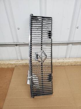 104-01243a Chrysler Grille 2 Door Upper Chrome Fits 87-92 Le Baron
