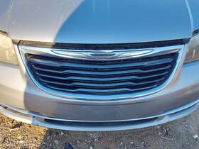 104-02272 Chrysler Grille Upper Fits 11-16 Town And Country 1975608