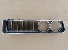 3443099 Chrysler 1972 Newport Grille Lh
