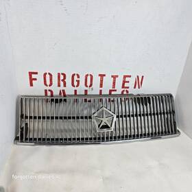 4334361 Chrysler Lebaron Convertible Gtc Grille