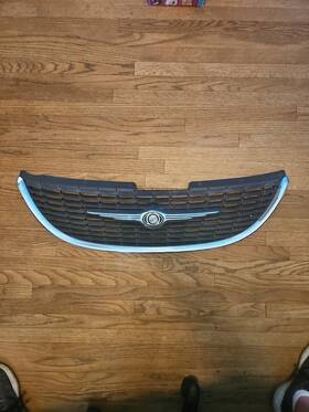 4857300aa Chrysler 4857292aa/4857300aa 2000-2004 Town And Country Front Grille Hardware Clips Oem 4857292aa