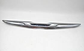 68262136ac Chrysler 2015-2020 300 Chrome Grille Wing Nameplate Emblem Oem Used Replacement