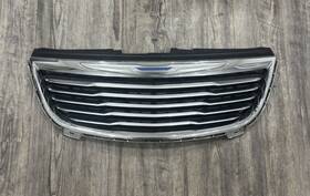 H0801-80207 Chrysler Oem Genuine 2011-2016 Town And Country Front Upper Grille Chrome With Emblem
