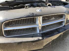 4806180ad Dodge 2006-2010 Charger Factory Upper Grille With Chrome Surround 810904