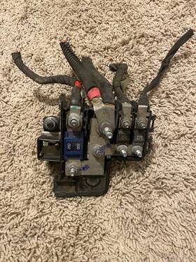 68259481aa Dodge 2013-2016 Dart Positive Battery Terminal Main Fuse Block Panel