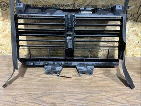 68405073ad Dodge 2013-2016 Ram 1500 Radiator Active Shutter Grille Oem With Actuator Power