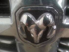 104-02396d Dodge Truck Pictured Emblem Badge Only Grille Classic Style 5 Lug Wheel Fits 13-20 15