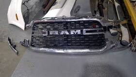 104-11310b Dodge Truck Grille Upper With Moustache Style Fits 19-23 2500 Pickup 1313993