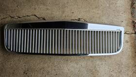 1986-0101-00rg E&g 00-05 Cadillac Deville Classics Vertical Chrome Grill Grille