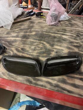 Eos-vent-983-bkcf Extreme Online Store 04-06 Pontiac Gto Carbon Fiber Hood Insert See Details