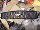 Fo1200421 Ford Mustang Grille With Emblem