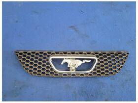 104-01640 Ford 1999-2004 Mustang Gt Front Grill Grille Mesh Horse Broke Tabs 2589