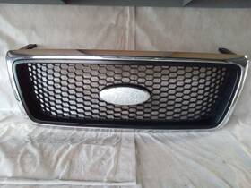 104-01826g Ford 2007 F150 Xlt Chrome Surround With Honeycomb Insert Front Grill Oem Lkq