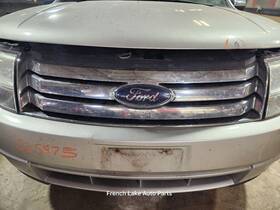 104-02037 Ford Chrome Grille Fits 08-09 Taurus X 1280008
