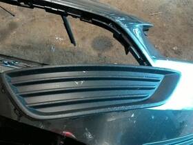 104-02666ar Ford Passenger Grille Cover Mounted Lower Se Fits 15-18 Focus 10174368