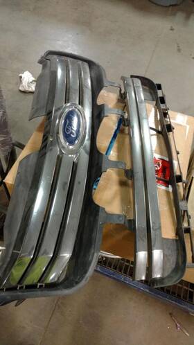 104-02704b Ford Oem Grille For Fusion Assy Chrm W-emblem Clear Peel