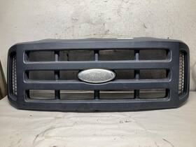 5c34-8200-ad Ford F550 Super Duty Grille - Used P/n 5c348200ad