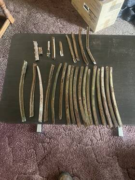 77-8200 Ford 1937 Truck Grill