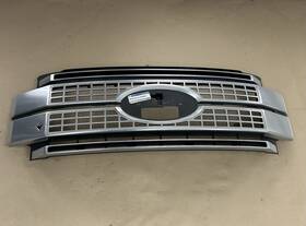 Eksma4 Ford 8a133 2017-2019 Super Duty F-250 F-350 Oem Grill Chrome Hc3b Damaged