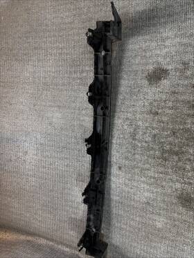 Cj548a284 Ford Escape Grille Bracket 2010