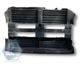 Dg13-8475-ae Ford 2013-2019 Taurus Oem Radiator Grille Grill Shutter Assembly With Motor