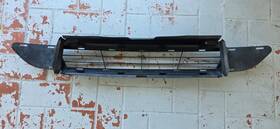 Dm5z17k945a Ford Fo1036147 New Bumper Cover Grille Fits 2013-2018 C-max